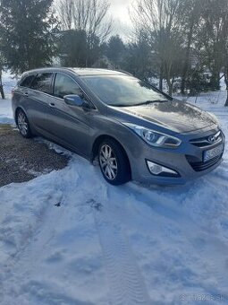 Hyundai i40 1,7 crdi, 100 kw  r.v 2013,combi