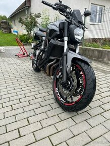 Yamaha mt07 2016 - 1