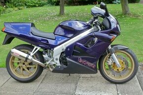 Honda VFR 750