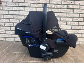 Autosedacka a Isofix zakladna Bugaboo - 1