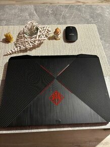 HP Omen 15