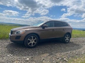 Volvo XC60 3.2 Benzín 179kW