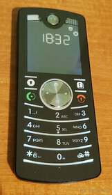 Motorola F3