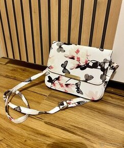 Kabelka crossbody motýľ