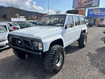 Nissan Patrol GR Y60 Wagon