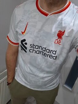 dres FC Liverpool