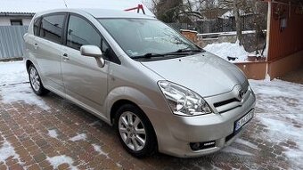 Toyota Corolla Verso 1.8 benzin automat 7 miest