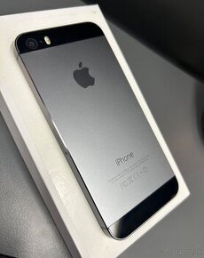 iPhone 5s 16GB space gray