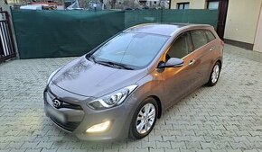 Hyundai I30 cw 1.6CRDi 81Kw R.v. 2014 M6