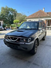 Rozpredám Nissan terrano