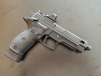 SIG SAUER P226 ZEV (9 MM)