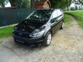 Volkswagen Touran 1,6 TDI 85kw par.senzory,servis jen VW