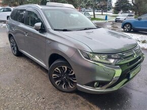 Mitsubishi Outlander 2.0 PHEV Instyle, 149KW