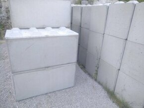 AKCIA betonove lego kocky 120x60x60 a 180x60x60