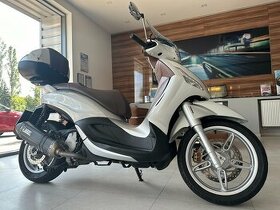 Piaggio Beverly 350