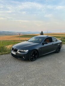 BMW e92 330xd - 1