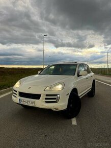 Porsche cayenne 3.0d 176kw - aj na splátky - 1