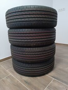 215/60 R17 Continental