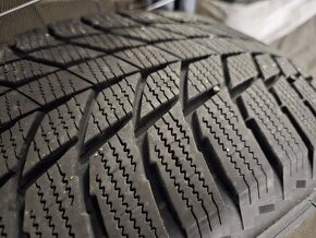 Triangle Snowlink 236/65 R18