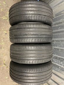 235/50 r18