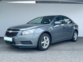 12- CHEVROLET Cruze, 2009, benzín, 1.6i, 83 kW