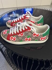 Gucci GG Supreme Apple vel.35