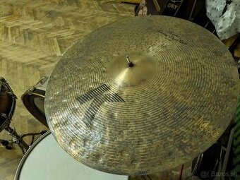 predám Zildjian K custom special dry ride 21"