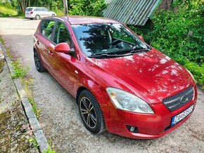 Kia Cee'd 1.6 Benzín r.v. 2007 - Automat - 1