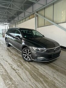 Volkswagen Passat Combi EVO 2.0TDI DSG Ťažné/Kamera/Matrix/ - 1