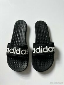 Šlapky Adidas