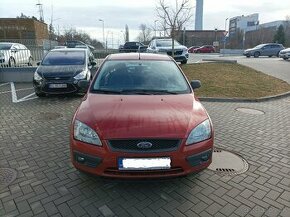 Ford Focus 1,4 benzín