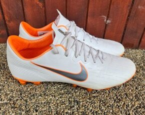 Kopačky NIKE MERCURIAL 44 / UK 9