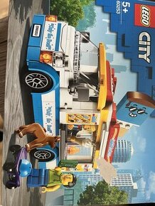 lego city 60253 zmrzlinarske auto