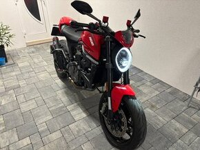 Ducati Monster 937+ - 1