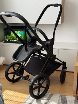 Cybex priam 4.0 matt black