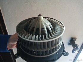 Ventilátor kúrenia Mercedes Benz w211 - 1