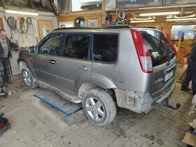 Nissan x-trail 2004 - 1