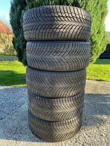 235/40 R19 Nokian - 1