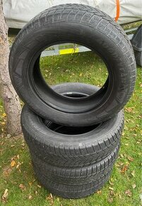 Goodyear UltraGrip Performance SUV 225/65 R17 102H - 1