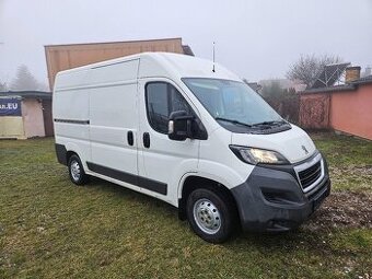 Peugeot Boxer 2.2 HDI L2H2 + Nova STK