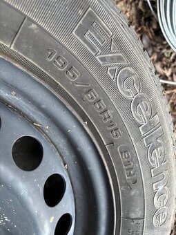 Goodyear Excellence 195/65/R15 Hrúbka cca 4,5 až 5 mm - 1