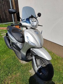 Piaggio Beverly 300 ABS - 1