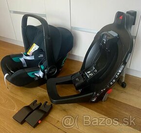 Autosedacka Britax Romer Baby Safe 3 i-Size +zakladna isofix - 1