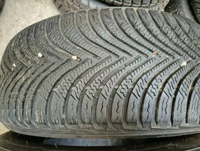 215/60 r16 zimné 4 ks MICHELIN dezén 6,7-6,3 mm DOT2018