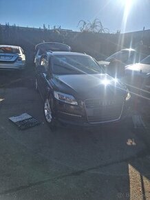 Rozpredám audi Q7 3.0tdi 171kw a 4.2fsi 257kw  RV07