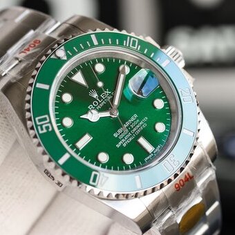 Rolex Submariner Green Dial - 1