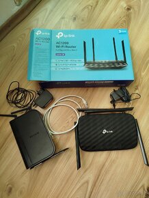 2 x wifi router