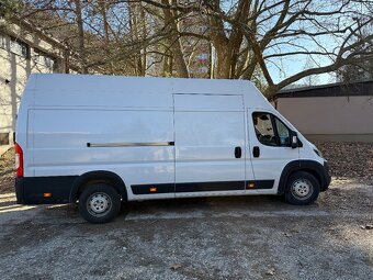 PEUGEOT BOXER 2023 L4H3 2.2 BlueHDi 121kW este v zaruke