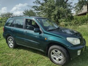 TOYOTA RAV4 2.0  BEZIN 4X4 MOD.ROK 2001