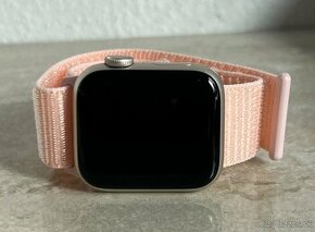 Apple Watch SE 2 40 Starlight (nové, neaktivované) - 1